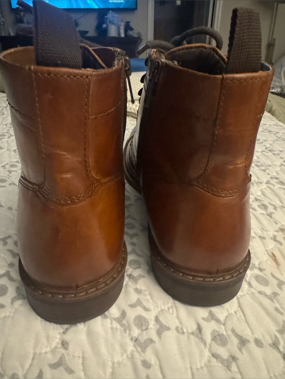 Crown Vintage Men’s Lingdale Leather Cap Toe Lace-Up Boots, Size 10.5, Cognac